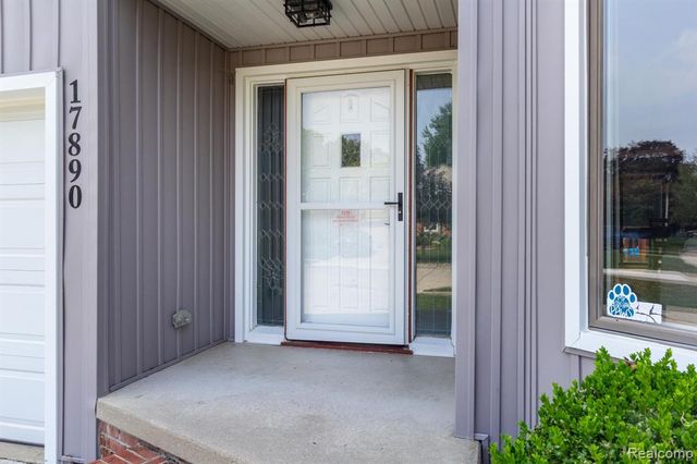 17890 Fox Glen Drive, Riverview, MI 48193