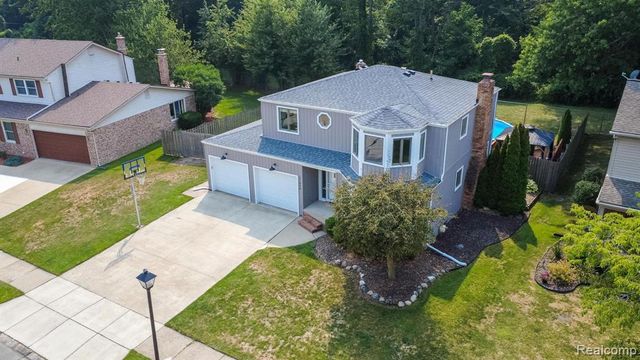 17890 Fox Glen Drive, Riverview, MI 48193