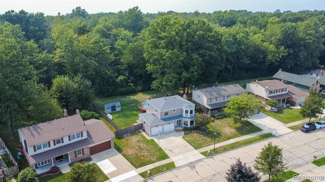 17890 Fox Glen Drive, Riverview, MI 48193