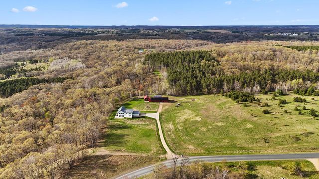 434 210th Avenue, Somerset, WI 54025