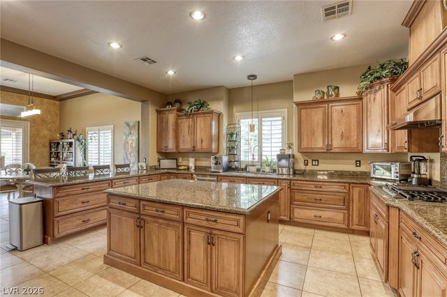 6908 Via Locanda Avenue, Las Vegas, NV 89131