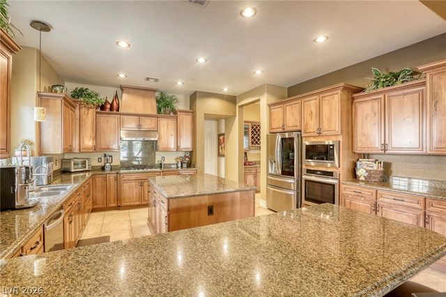 6908 Via Locanda Avenue, Las Vegas, NV 89131