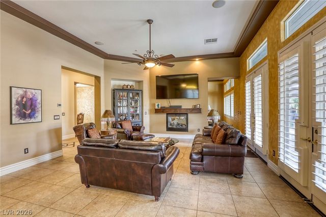 6908 Via Locanda Avenue, Las Vegas, NV 89131