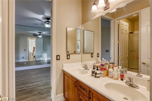 6908 Via Locanda Avenue, Las Vegas, NV 89131