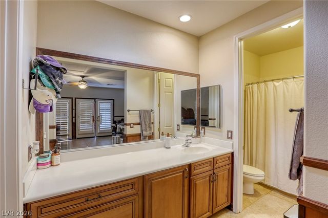 6908 Via Locanda Avenue, Las Vegas, NV 89131