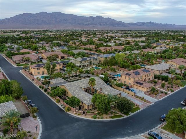 6908 Via Locanda Avenue, Las Vegas, NV 89131