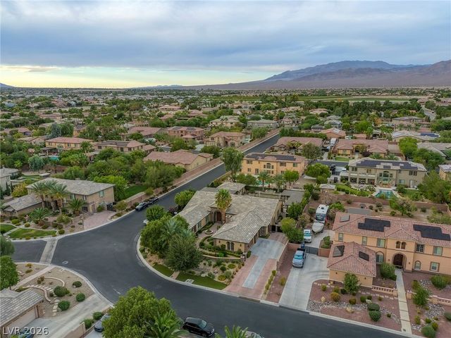 6908 Via Locanda Avenue, Las Vegas, NV 89131