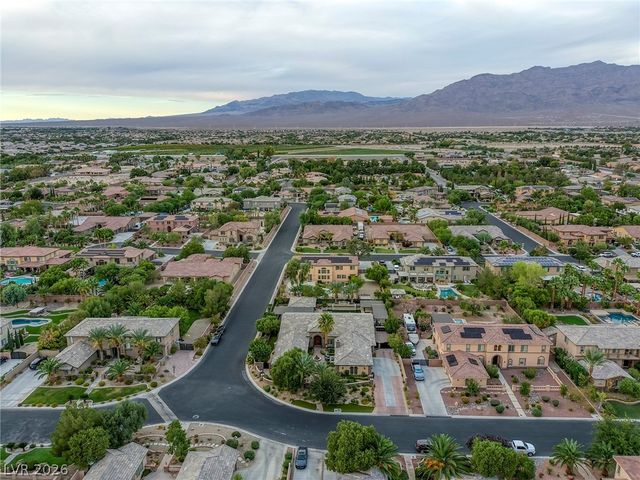 6908 Via Locanda Avenue, Las Vegas, NV 89131