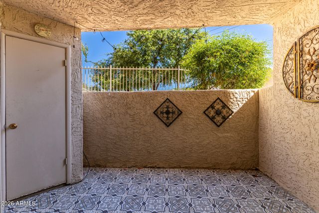 7474 E EARLL Drive 112, Scottsdale, AZ 85251