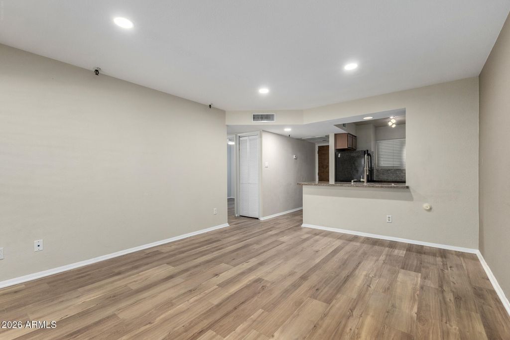 7474 E EARLL Drive 112, Scottsdale, AZ 85251 — photo 5