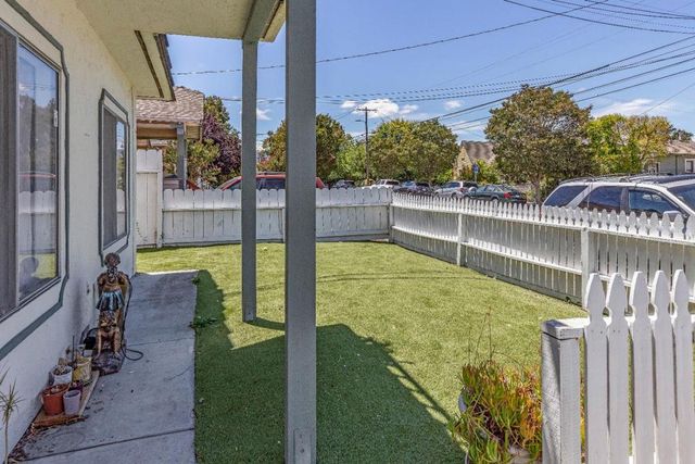 217 Madison Avenue, Redwood City, CA 94061