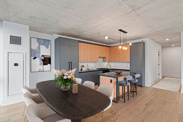 234 W Polk Street 3702, Chicago, IL 60607