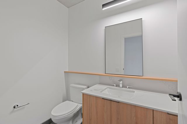 234 W Polk Street 3702, Chicago, IL 60607