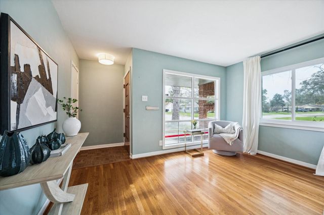 5234 Libbey Lane, Houston, TX 77092