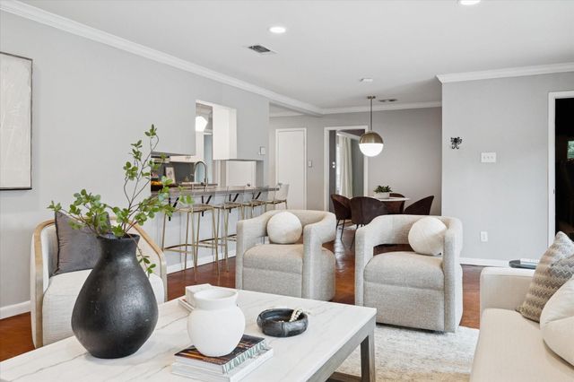 5234 Libbey Lane, Houston, TX 77092