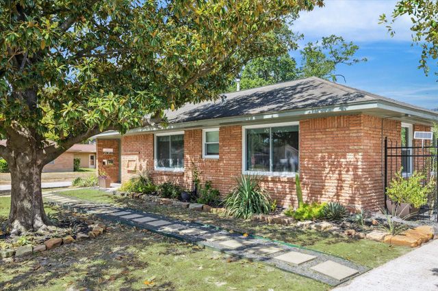 5234 Libbey Lane, Houston, TX 77092