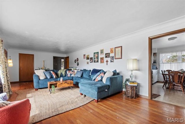 960 Chesterfield Parkway E, Chesterfield, MO 63017