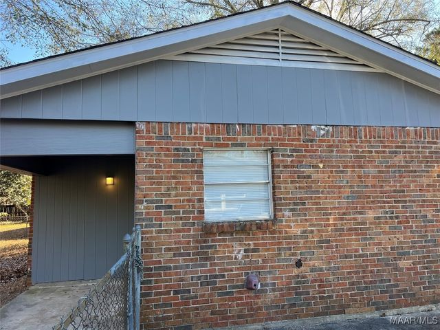 6382 Pinebrook Drive, Montgomery, AL 36117