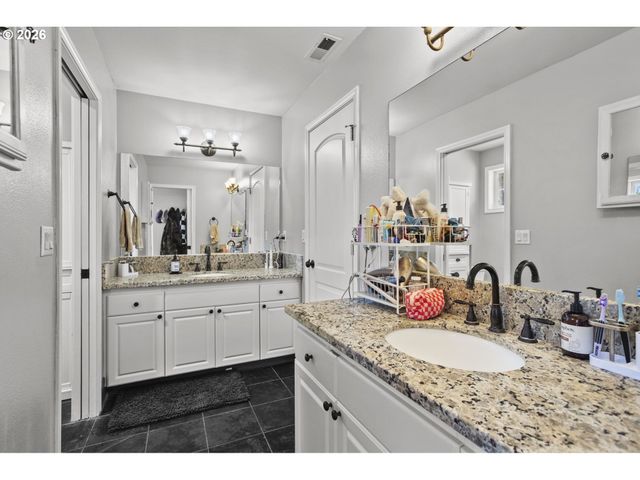 2516 Ne 161ST St, Ridgefield, WA 98642