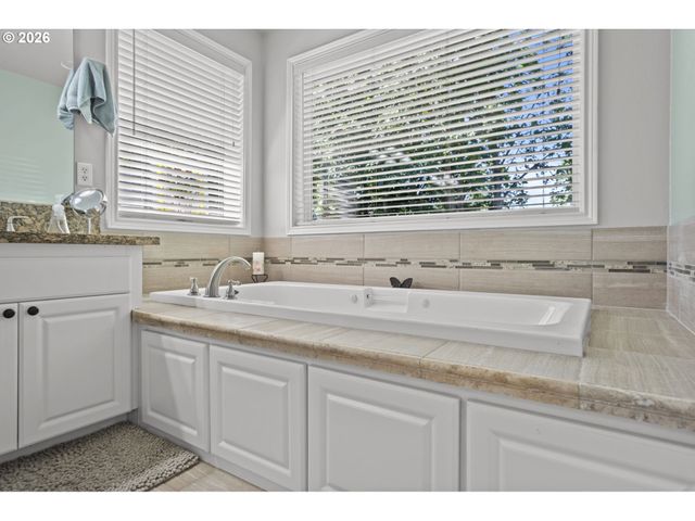 2516 Ne 161ST St, Ridgefield, WA 98642