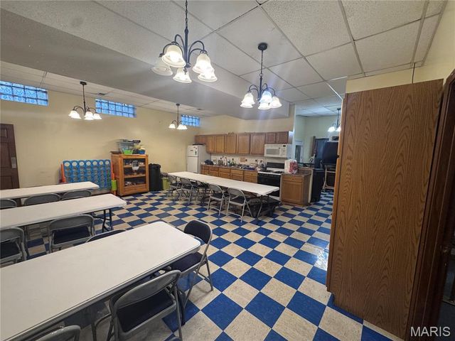 1661 Mclaran Avenue, St Louis, MO 63147