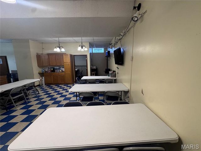 1661 Mclaran Avenue, St Louis, MO 63147