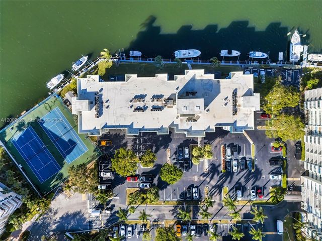 16546 NE 26th Ave 3J, North Miami Beach, FL 33160