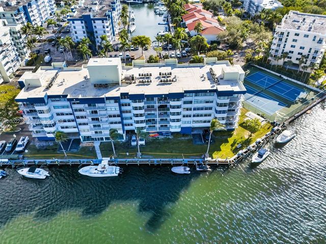 16546 NE 26th Ave 3J, North Miami Beach, FL 33160