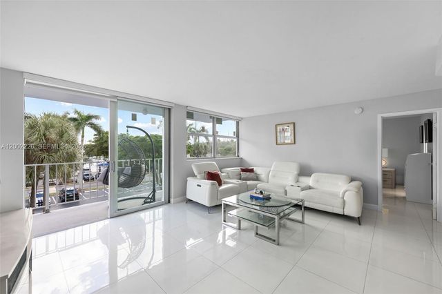 16546 NE 26th Ave 3J, North Miami Beach, FL 33160