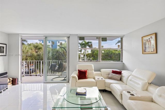 16546 NE 26th Ave 3J, North Miami Beach, FL 33160