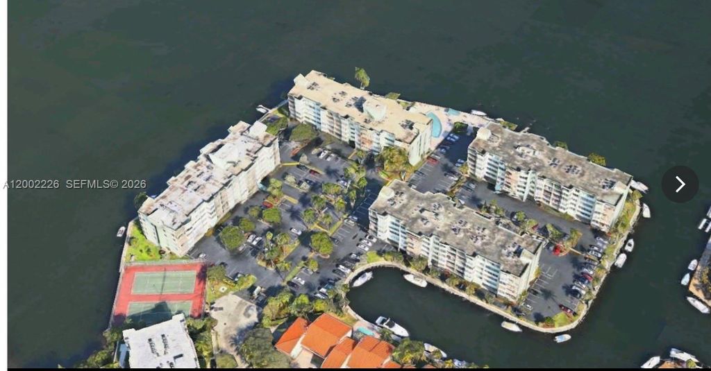 16546 NE 26th Ave 3J, North Miami Beach, FL 33160