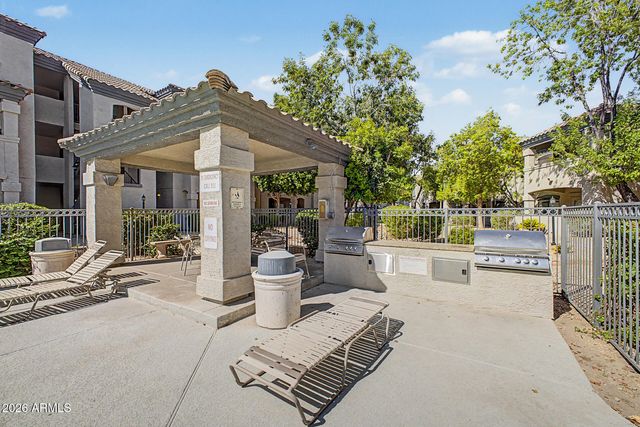 15095 N THOMPSON PEAK Parkway 2079, Scottsdale, AZ 85260