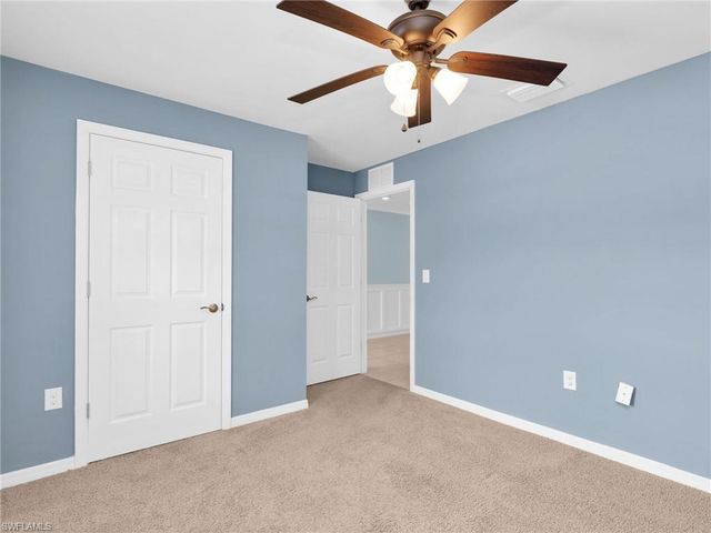 731 Hadley PL W, Naples, FL 34104