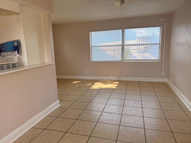 1327 43RD STREET S, St Petersburg, FL 33711