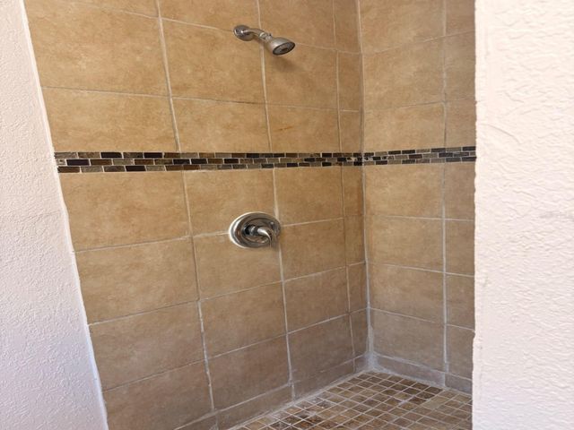 1327 43RD STREET S, St Petersburg, FL 33711