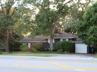 58 E Terra Cotta Avenue, Crystal Lake, IL 60014