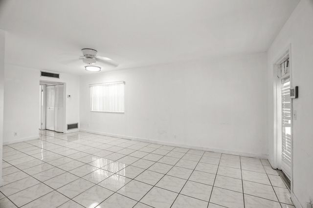 87 Brittany B Avenue B, Delray Beach, FL 33446