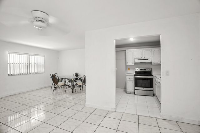 87 Brittany B Avenue B, Delray Beach, FL 33446