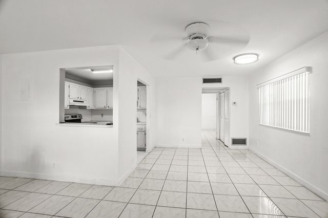 87 Brittany B Avenue B, Delray Beach, FL 33446