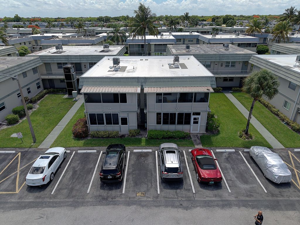 87 Brittany B Avenue B, Delray Beach, FL 33446