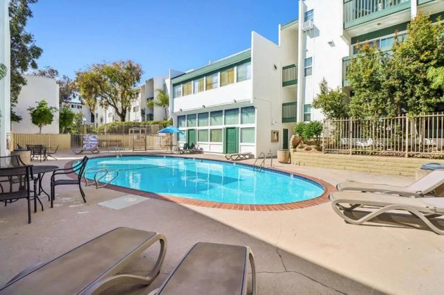 4060 Huerfano Avenue 106, San Diego, CA 92117