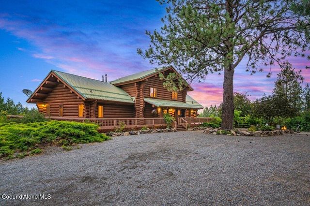 3018 S Signal Point RD, Post Falls, ID 83854