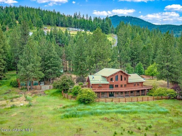 3018 S Signal Point RD, Post Falls, ID 83854