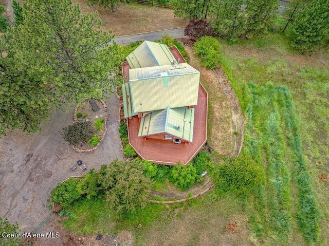 3018 S Signal Point RD, Post Falls, ID 83854