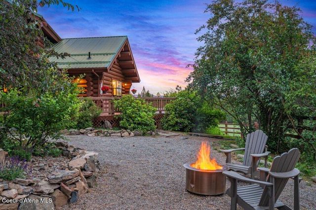 3018 S Signal Point RD, Post Falls, ID 83854