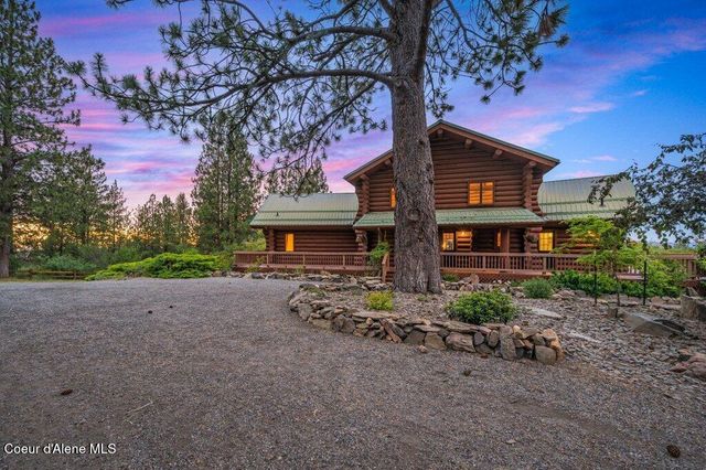 3018 S Signal Point RD, Post Falls, ID 83854