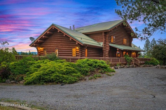3018 S Signal Point RD, Post Falls, ID 83854
