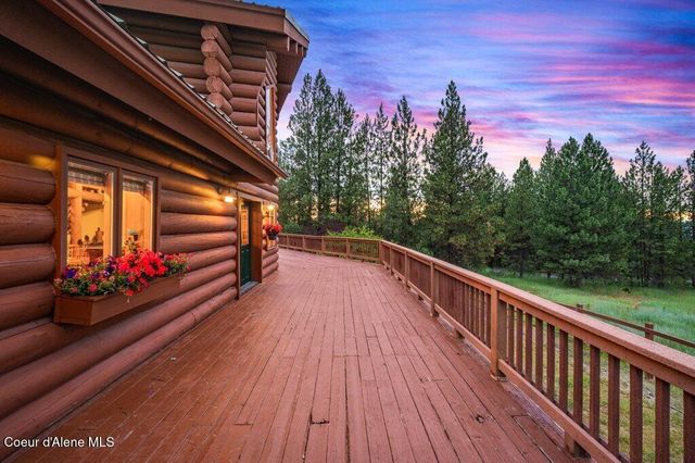 3018 S Signal Point RD, Post Falls, ID 83854