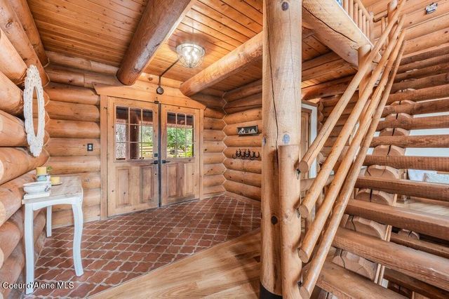 3018 S Signal Point RD, Post Falls, ID 83854