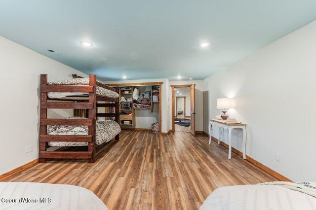 3018 S Signal Point RD, Post Falls, ID 83854
